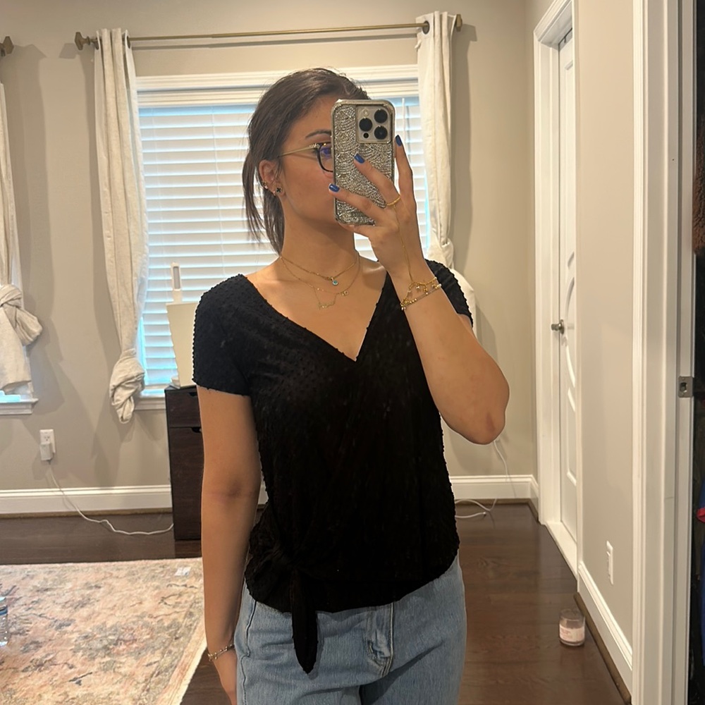 Black v neck textured short sleep wrap front top